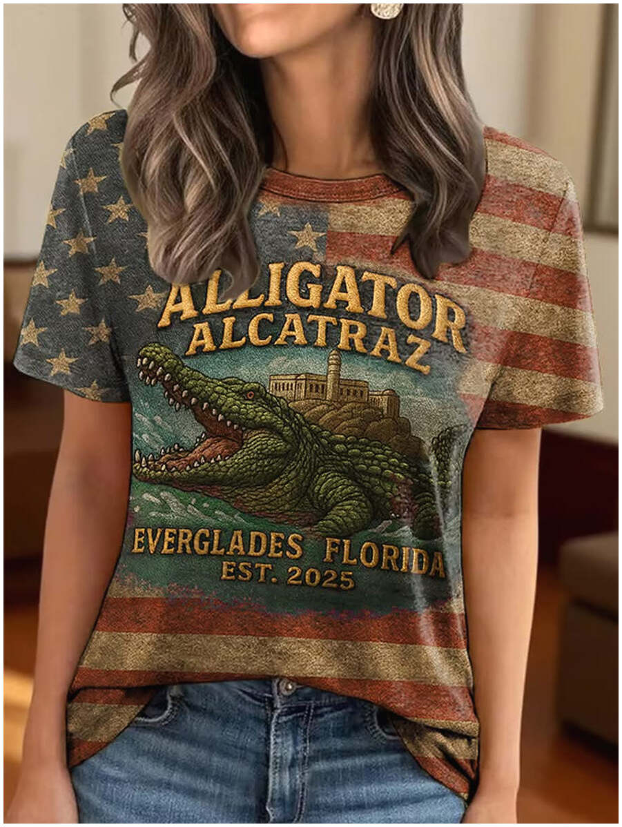 Alligator Alcatraz Vintage American Flag Shirt Everglades Florida Est 2025 T-Shirt Gifts For Her