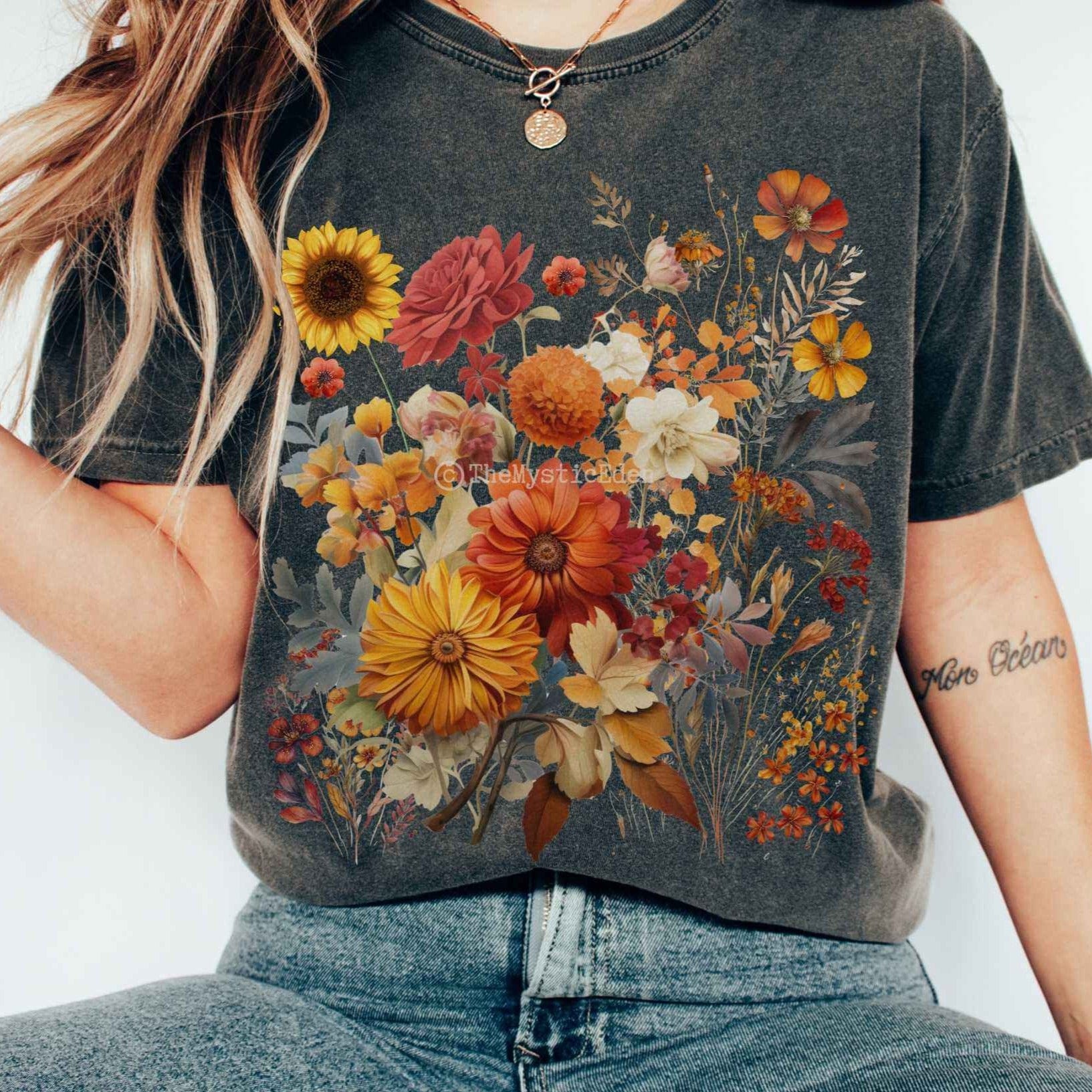 Vintage Cottagecore Fall Aesthetic Floral T-Shirt Gift For Women