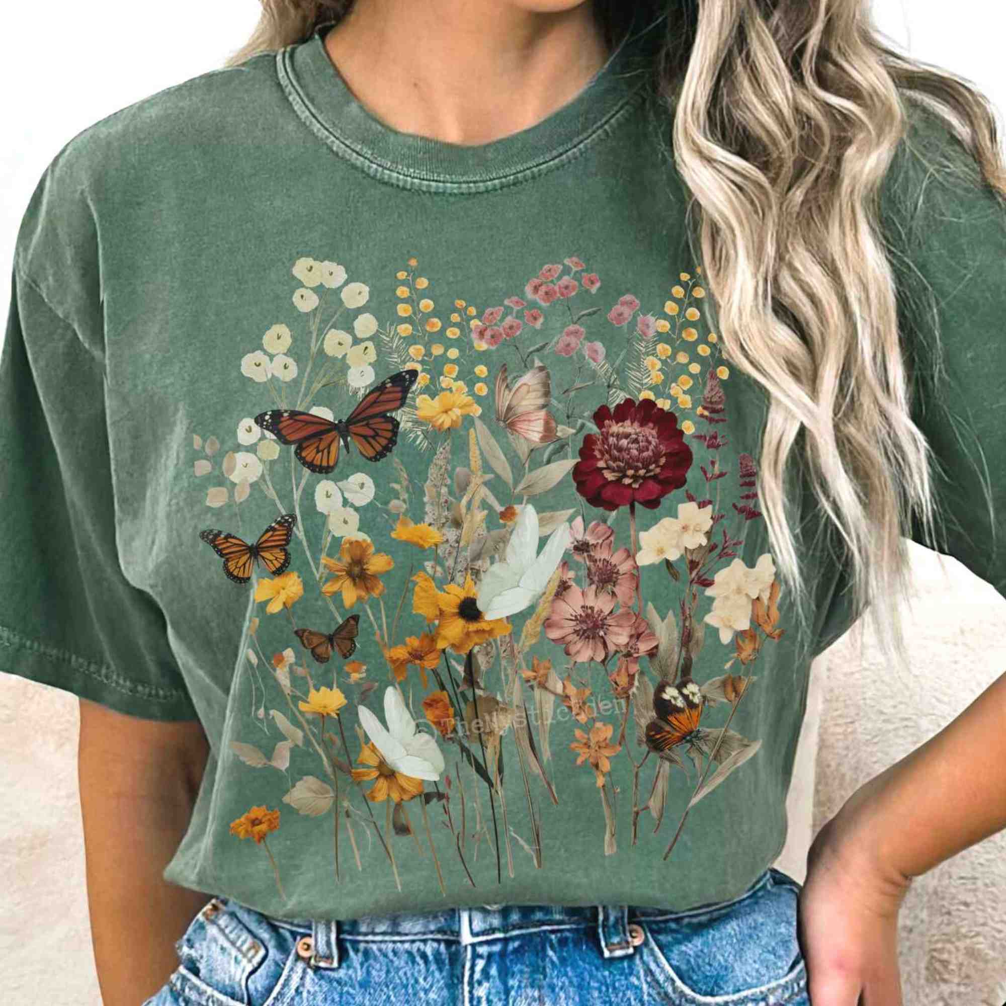 Vintage Cottagecore Wildflowers T-Shirt Perfect Gift For Girlfriend