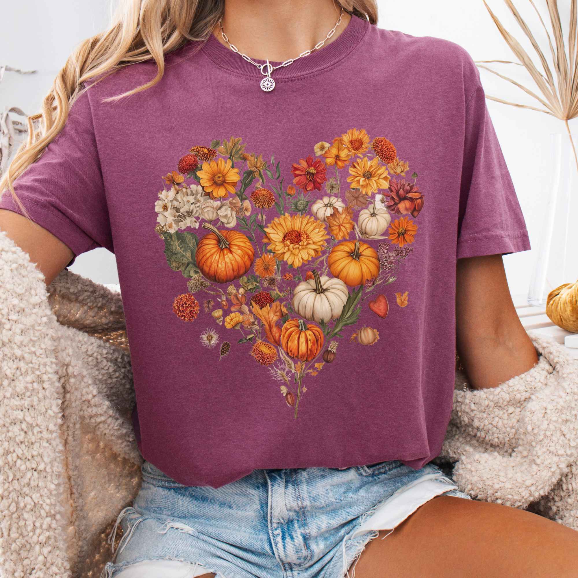 Vintage Fall Floral Pumpkin Heart T-Shirt Best Gift For Girlfriend